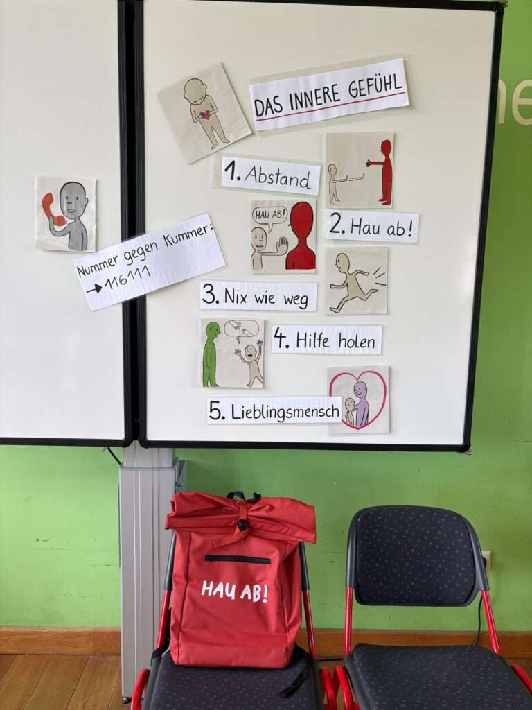 Hau ab! – Theater
